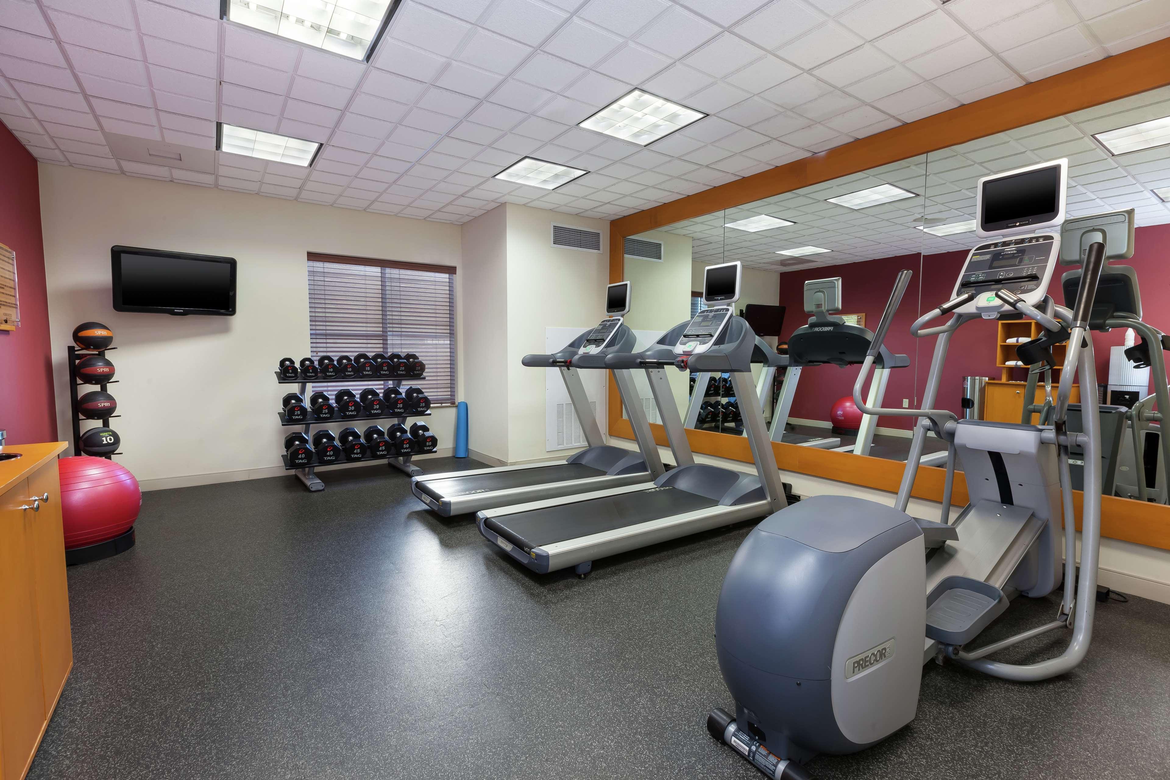 Homewood Suites By Hilton Chesapeake - Greenbrier Eksteriør bilde